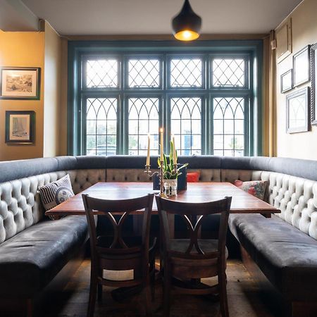 The Mayflower Lymington Esterno foto