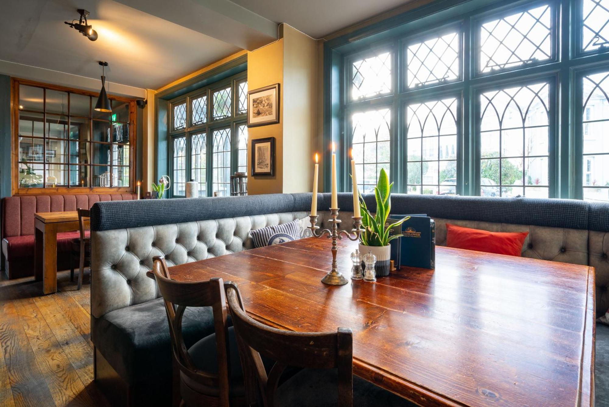 The Mayflower Lymington Esterno foto